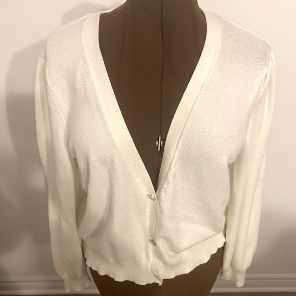 🤍JOE FRESH 🤍Cream Oversized sleeve cardigan and n XL with jewel buttons. - Picture 3 of 12